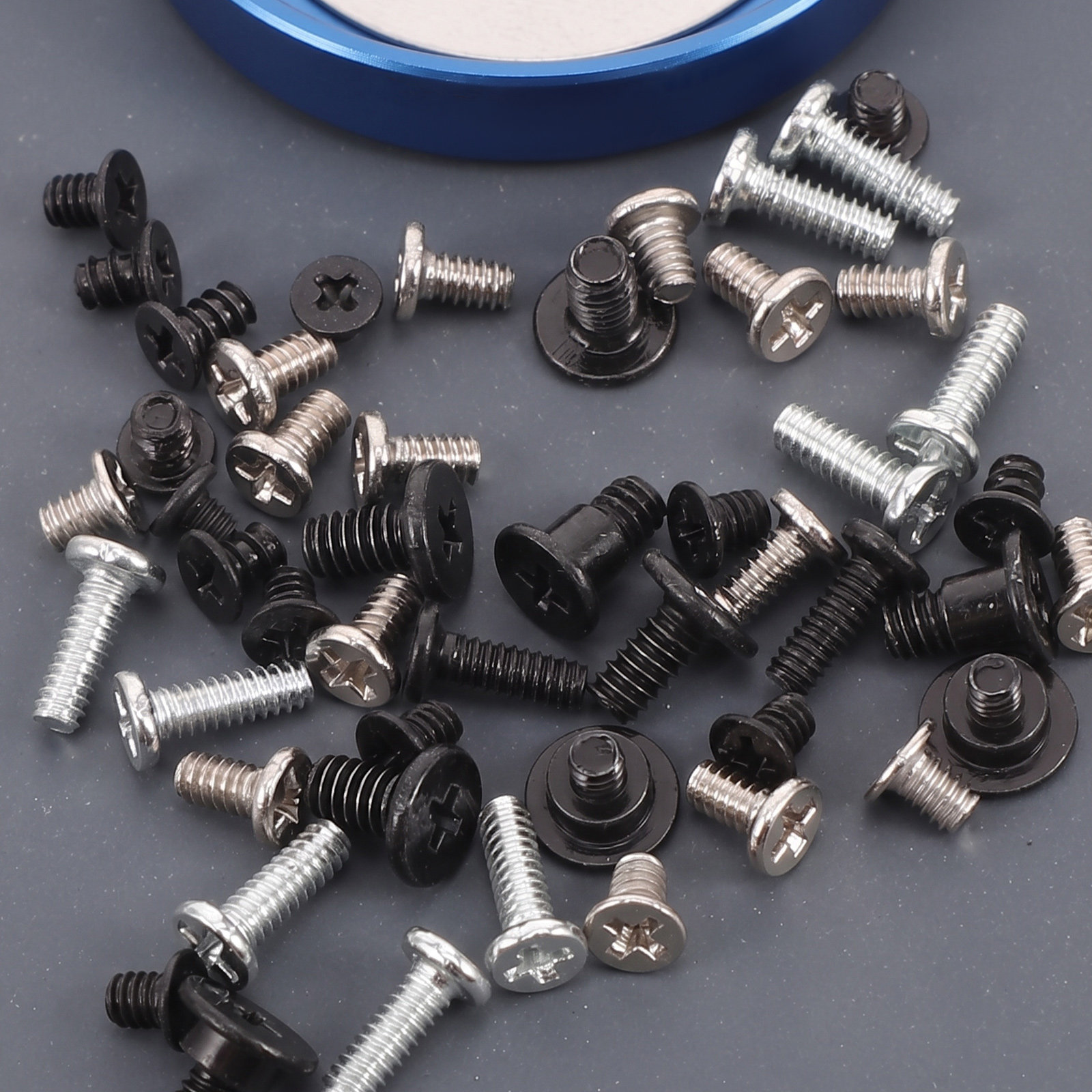 Gaming Console Free - 50-teiliges Schrauben-Set für Konsolen-Hardware, kompatibel mit